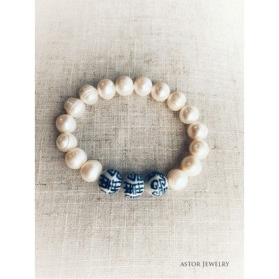 Trinity Blue and White Bead Chinoiserie Bracelet